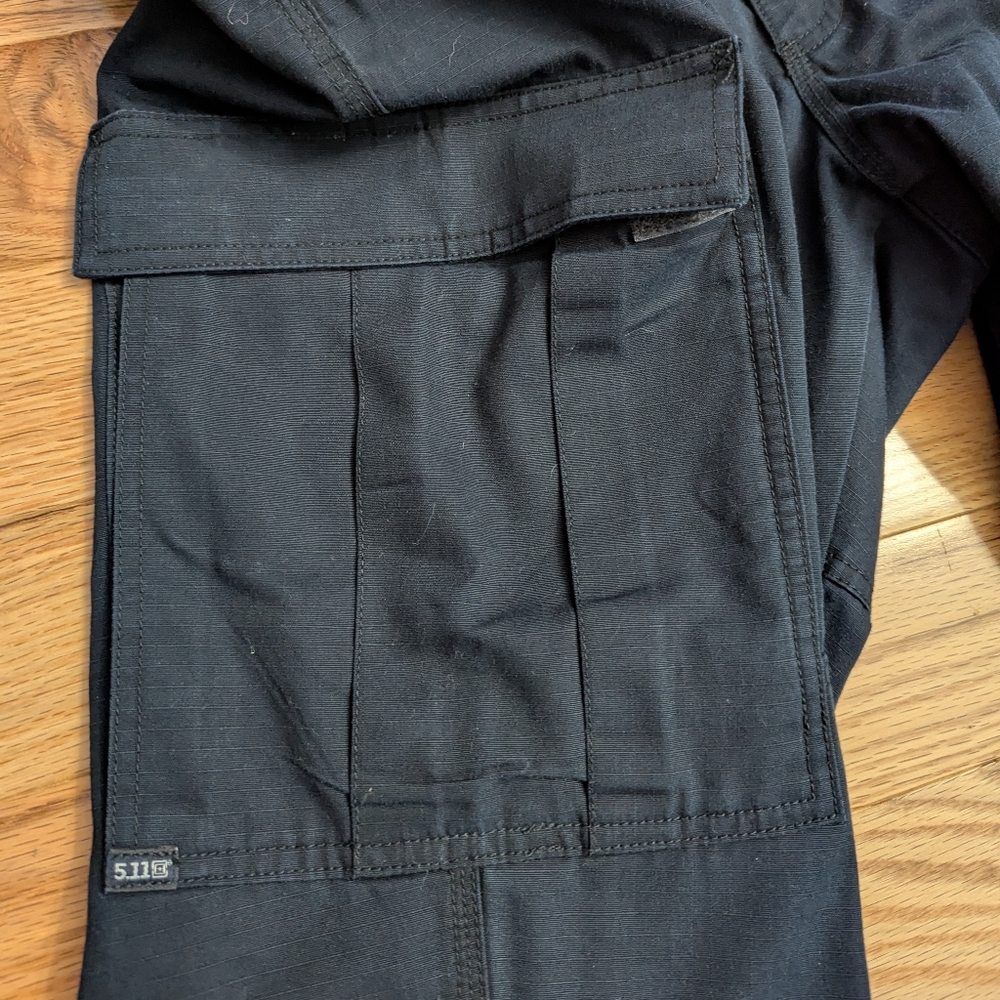 2 Pairs 5.11 Tactical Men’s XL Short Relaxed Fit TDU® Cargo Pant Workwear - Picture 8 of 15